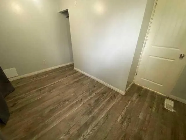 145 EAST RIVER Road, #101