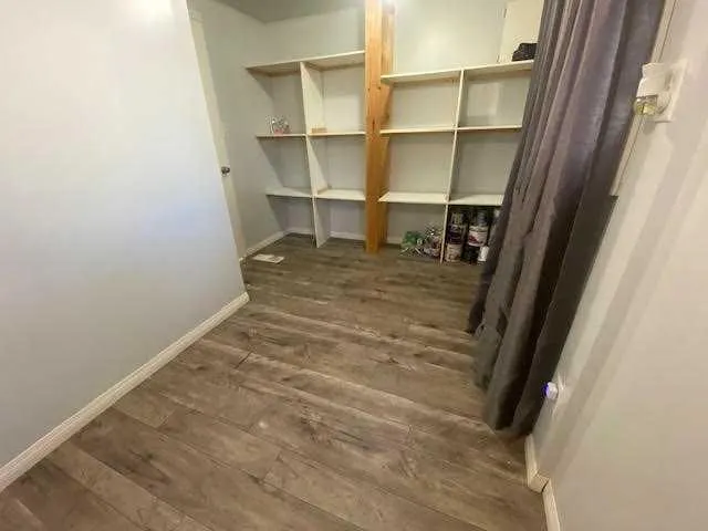 145 EAST RIVER Road, #101