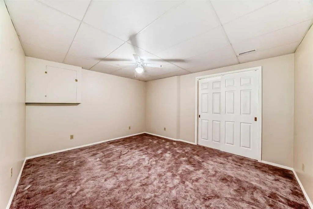 52 Riverview Drive SE