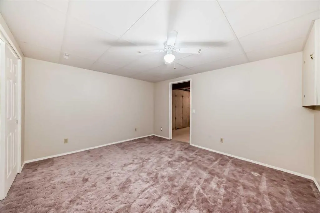 52 Riverview Drive SE