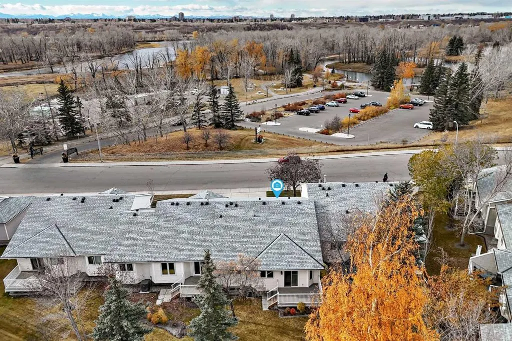 52 Riverview Drive SE