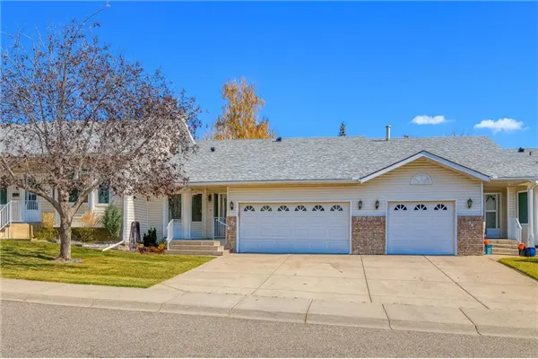 52 Riverview Drive SE