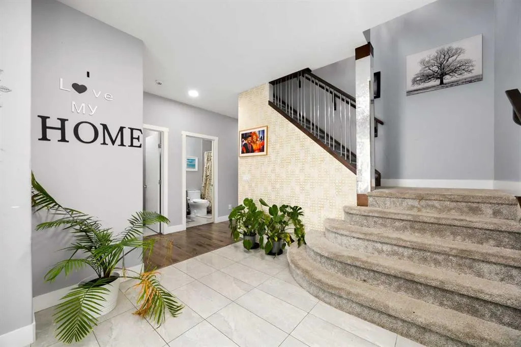 106 Baysprings Gardens SW