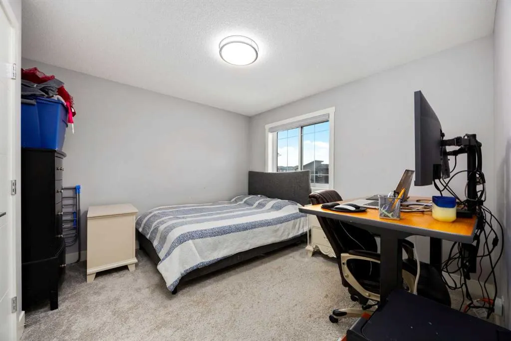 106 Baysprings Gardens SW