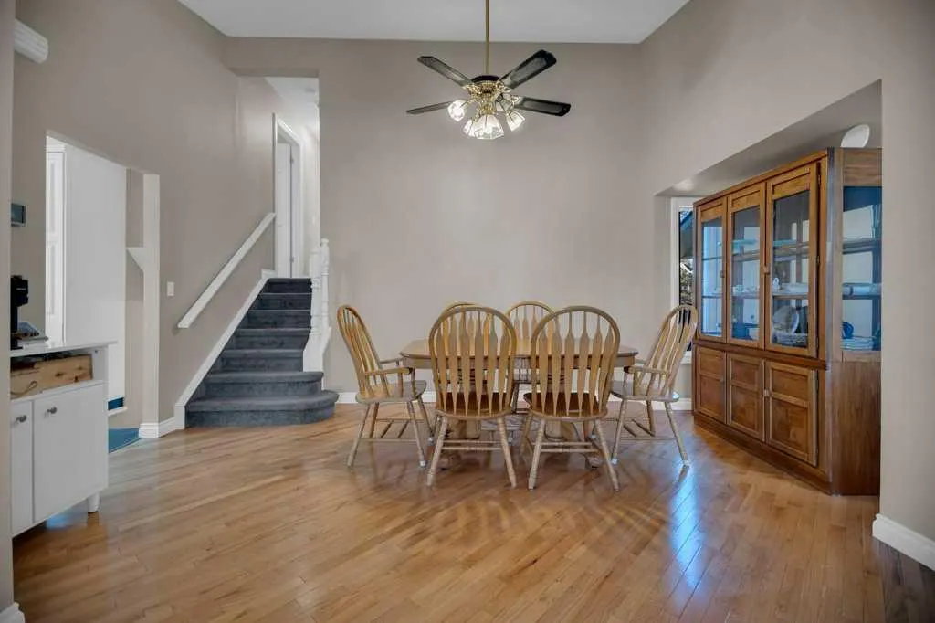 164 Mckerrell Crescent SE