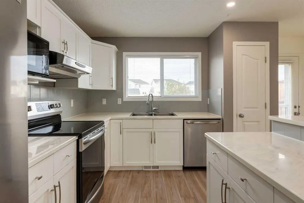 167 Cramond Green SE