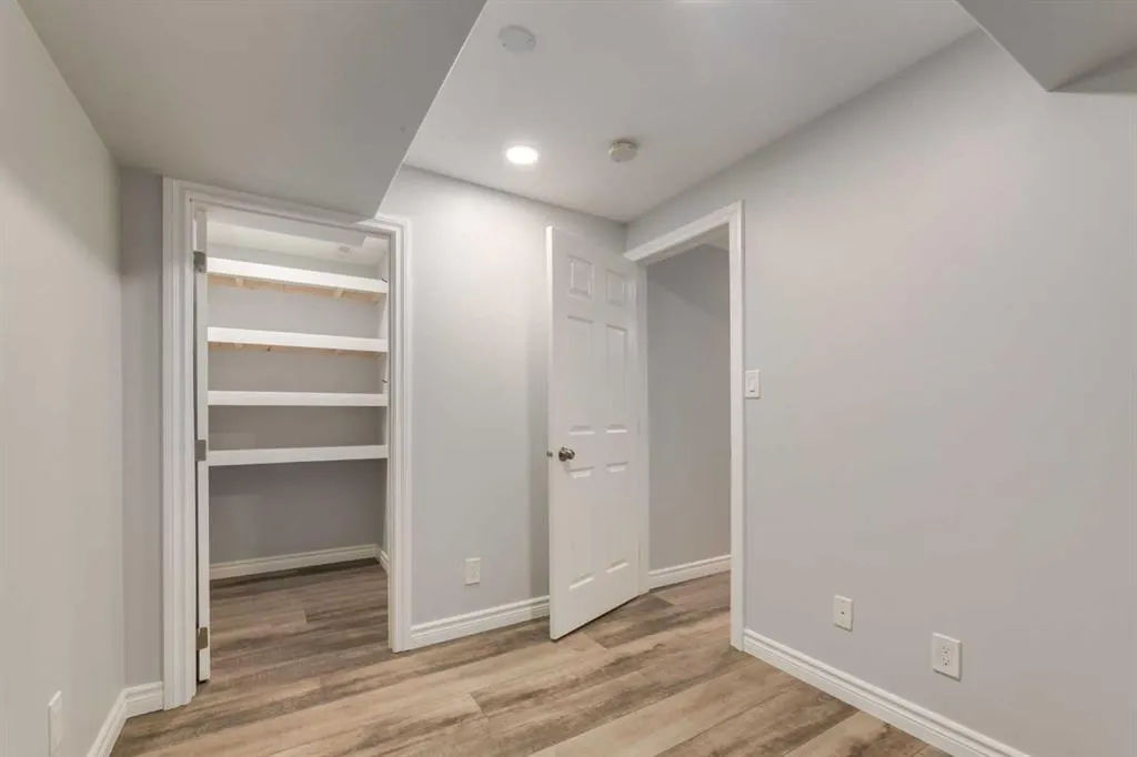 167 Cramond Green SE