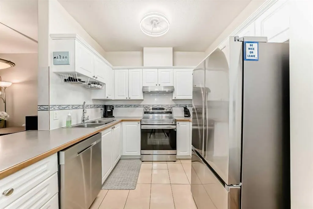 1113 Lake Fraser Court SE, #1113