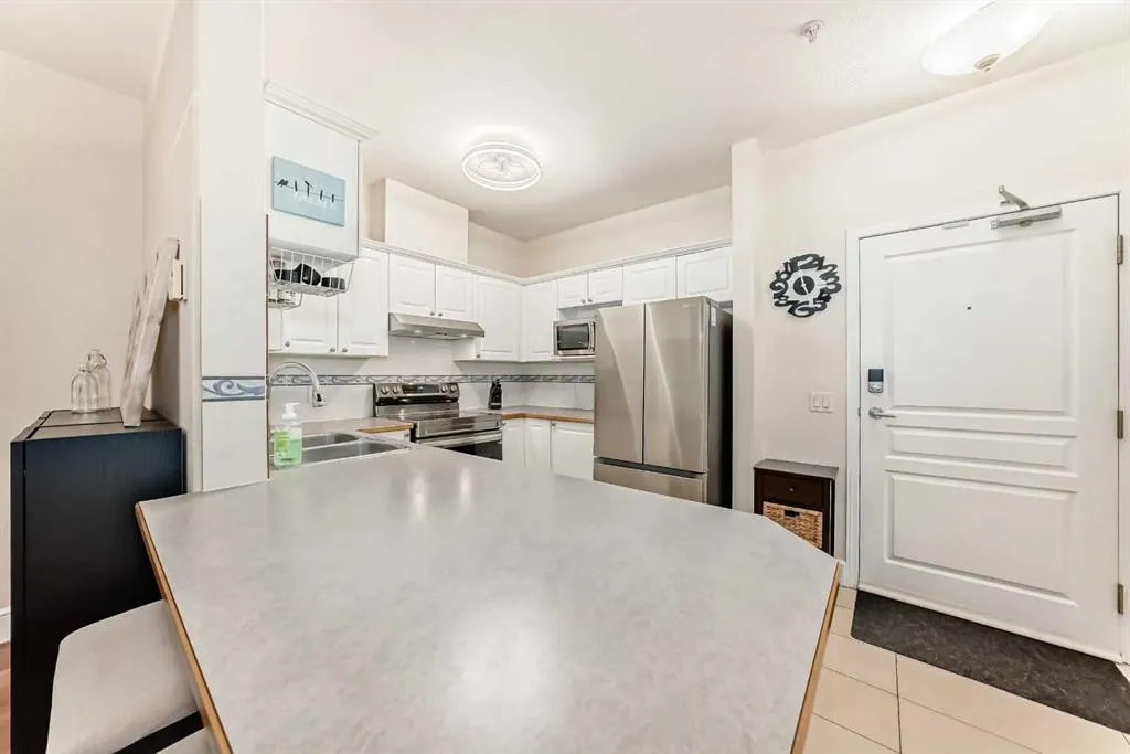 1113 Lake Fraser Court SE, #1113