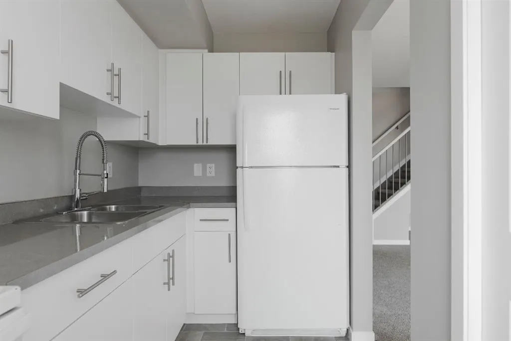 201 Abasand Drive, #116