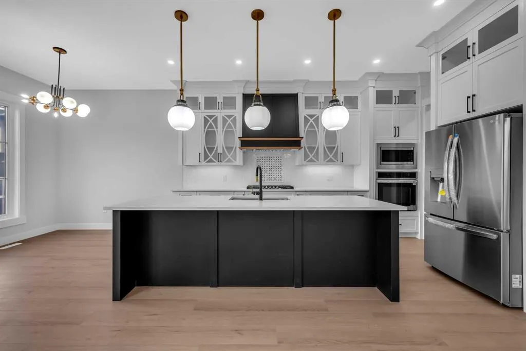 203 KINNIBURGH Place