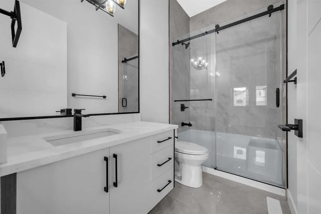 203 KINNIBURGH Place