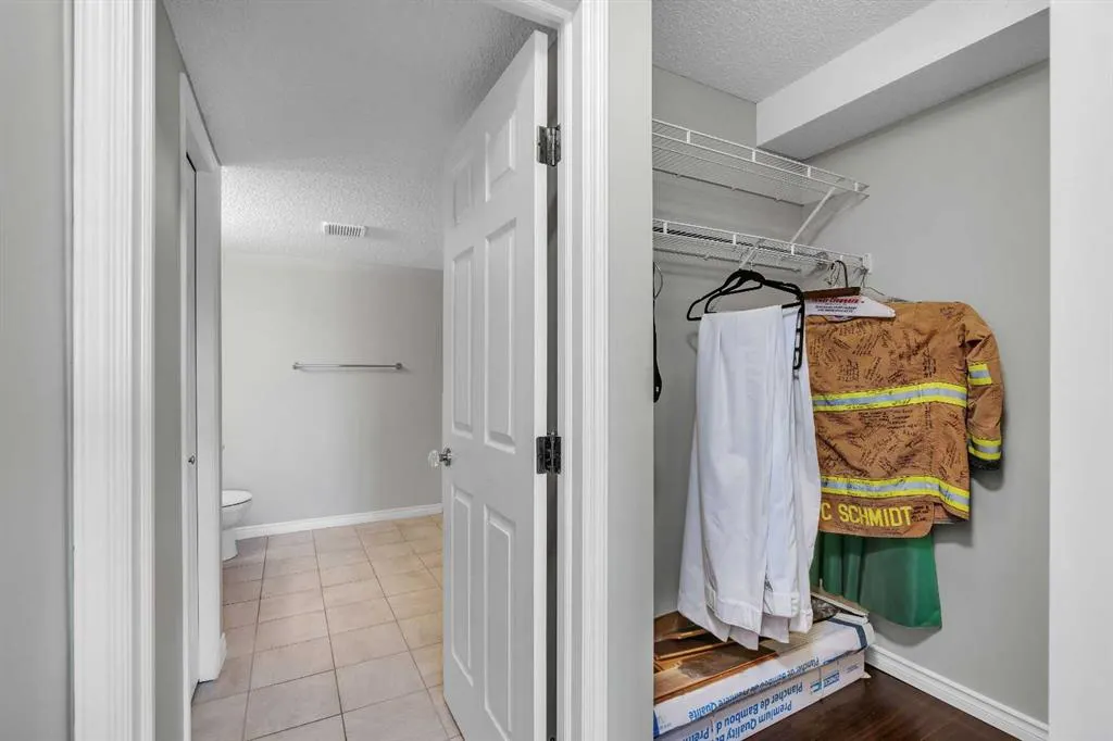 7451 Springbank Boulevard SW, #2107