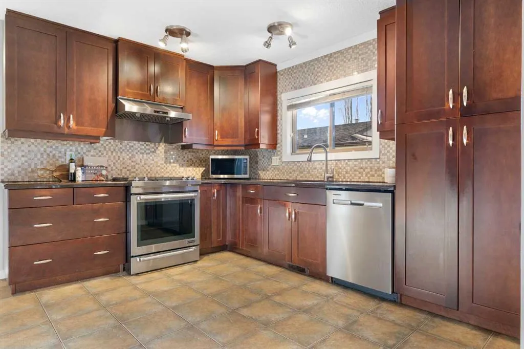 235 Silver Valley Boulevard NW