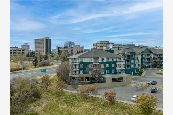 3101 34 Avenue NW, #311