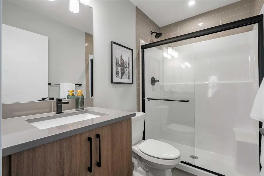 100 Banister Drive, #4102