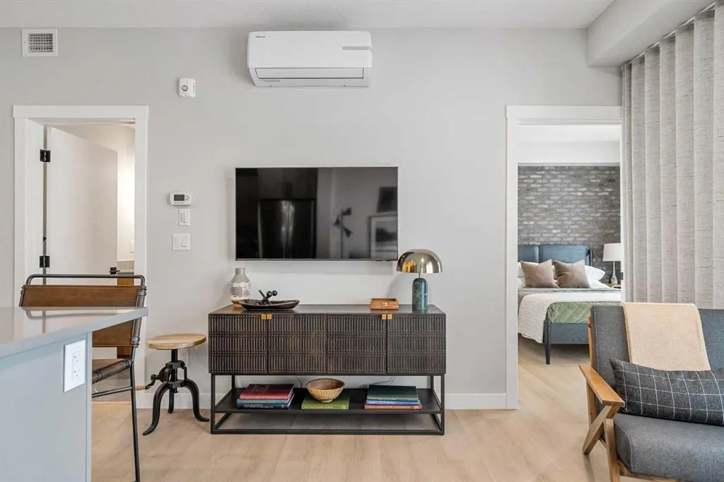 100 Banister Drive, #4102