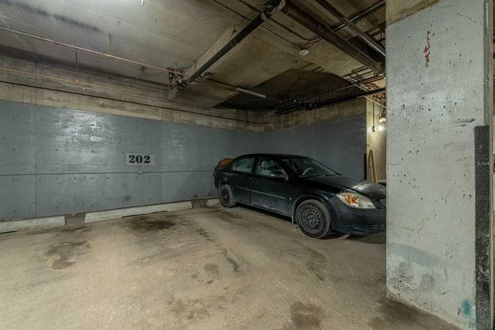 333 5 Avenue NE, #202