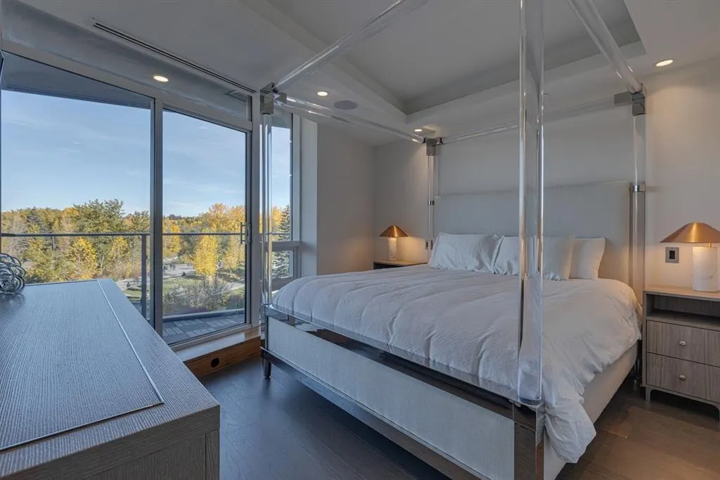 738 1 Avenue SW, #412