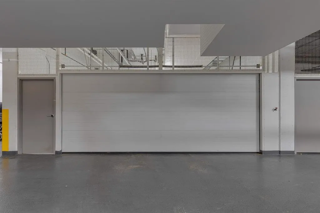 738 1 Avenue SW, #412