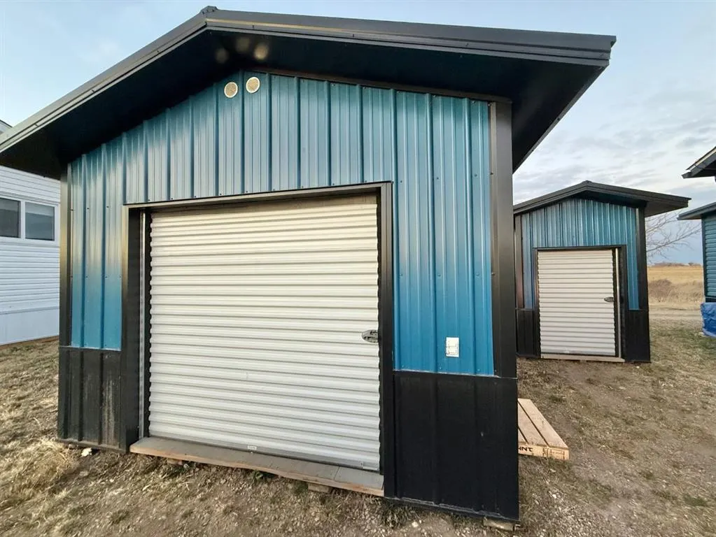 349 Railway Avenue W, #323