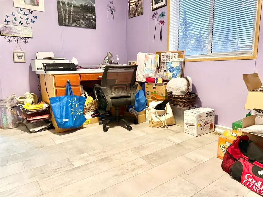 349 Railway Avenue W, #323