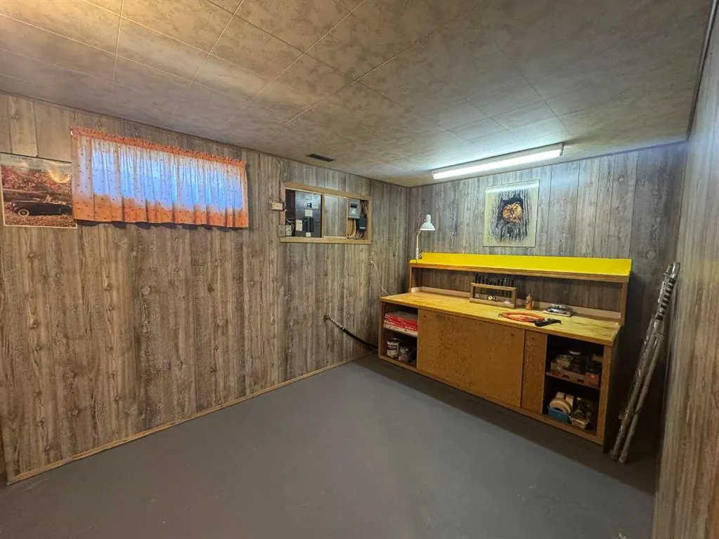 #2 715010 Range Road 84