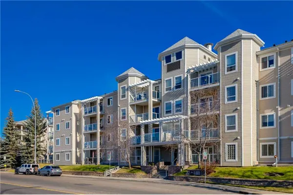 270 Shawville Way SE, #110