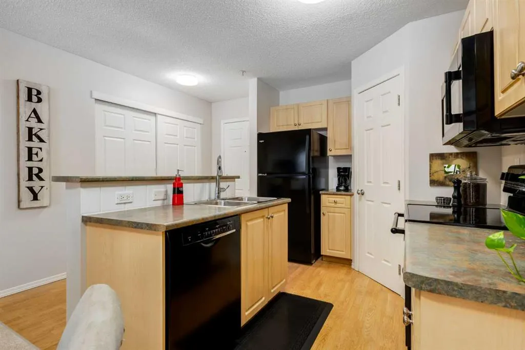 270 Shawville Way SE, #110