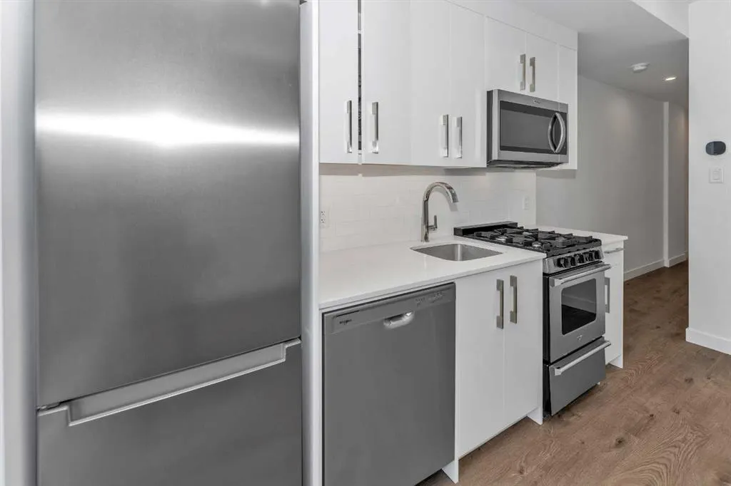 110 18A Street NW, #305