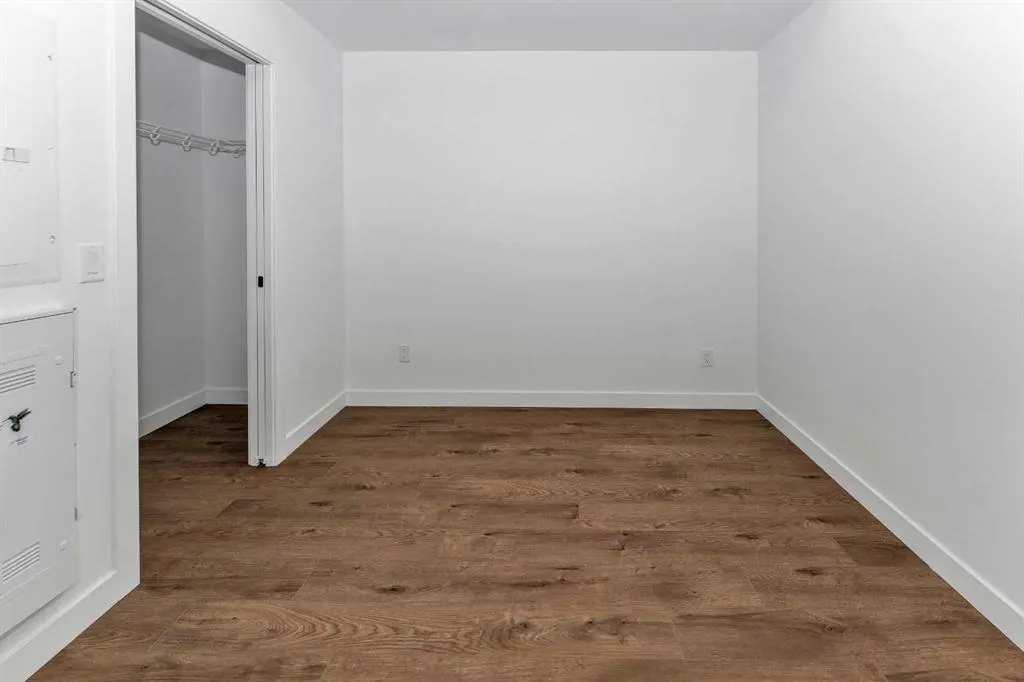 110 18A Street NW, #305