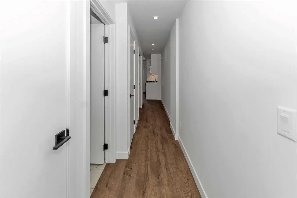 110 18A Street NW, #305