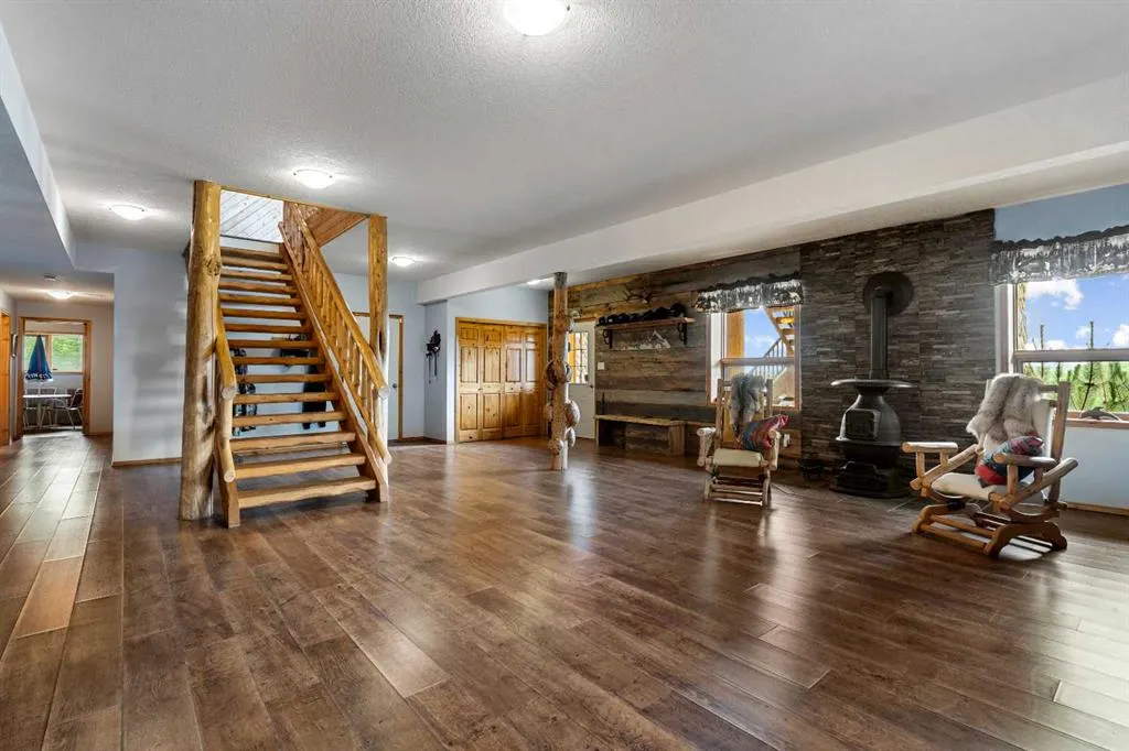 583030B Range Road 121