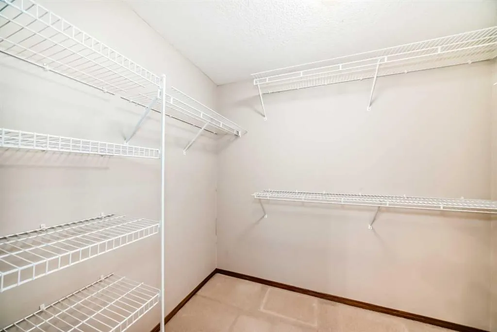 15 Everstone Drive SW, #237