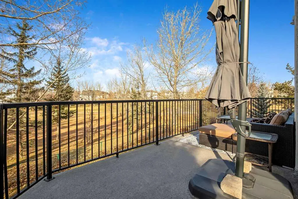 152 Douglas Woods Grove SE