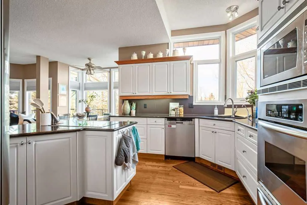 152 Douglas Woods Grove SE