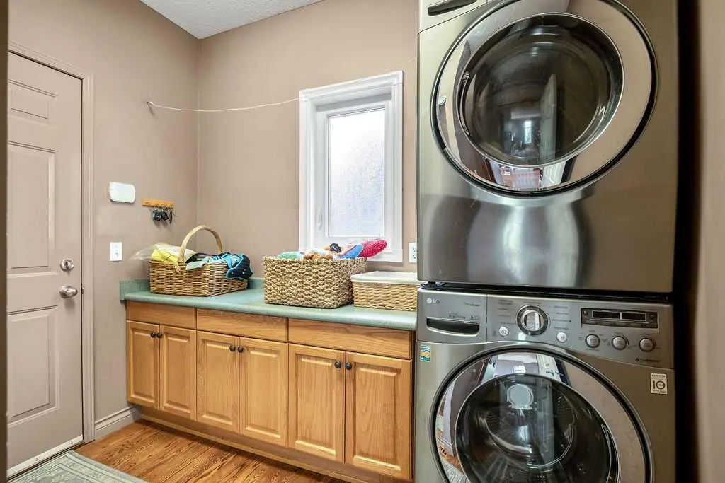 152 Douglas Woods Grove SE