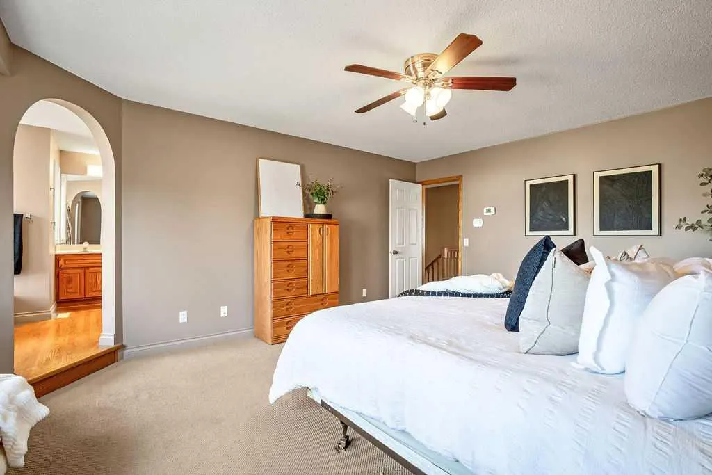 152 Douglas Woods Grove SE