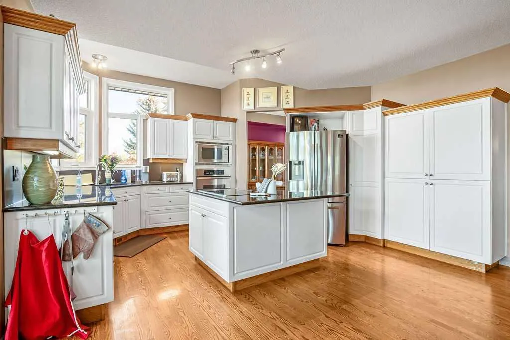 152 Douglas Woods Grove SE