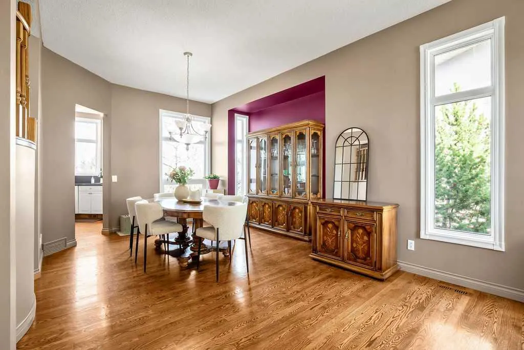 152 Douglas Woods Grove SE