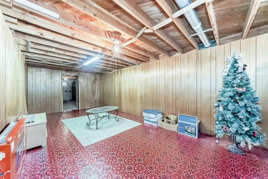 99 Westwood Drive SW