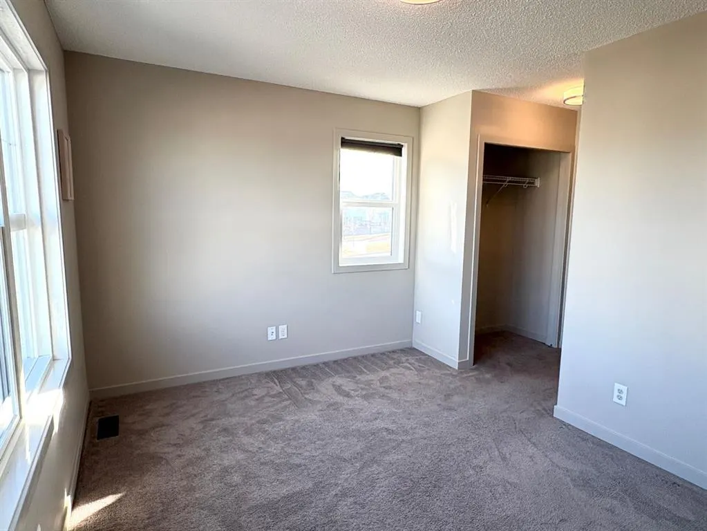 66 Evanscrest Terrace NW