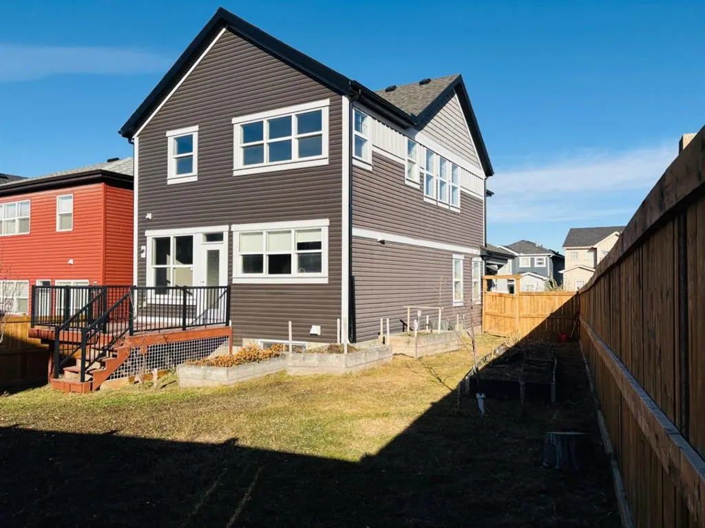 66 Evanscrest Terrace NW