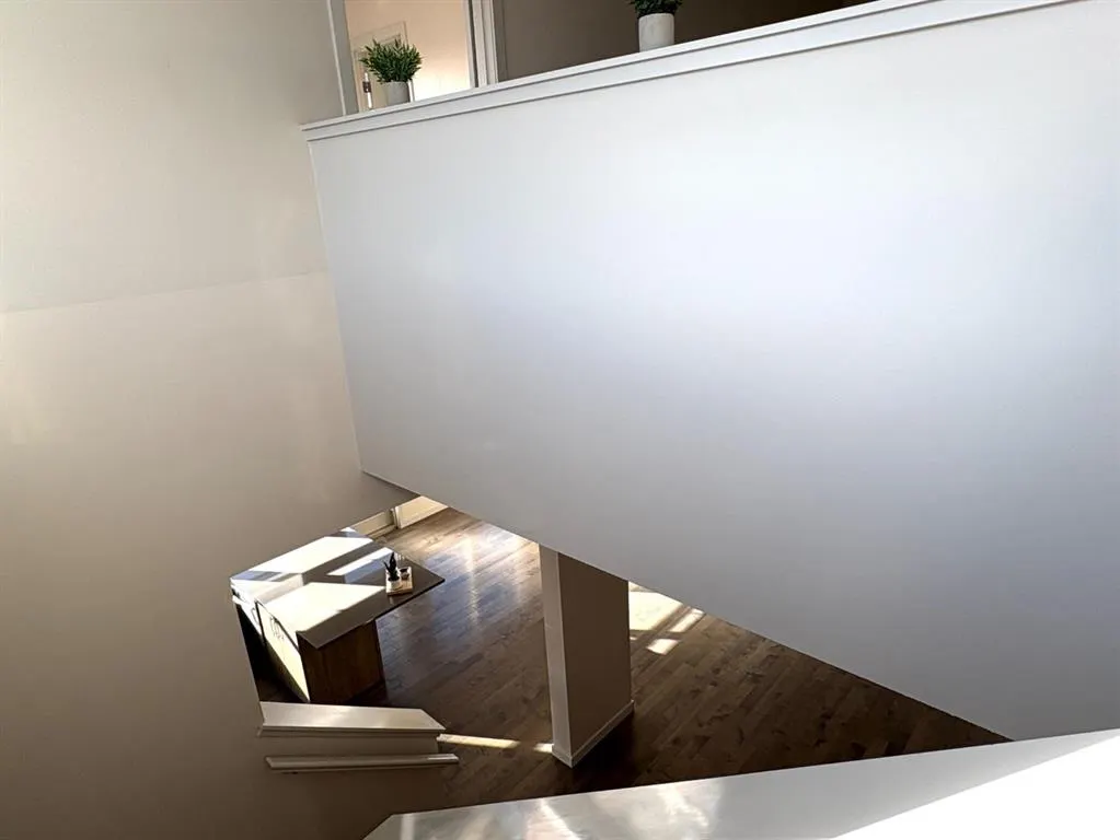 66 Evanscrest Terrace NW