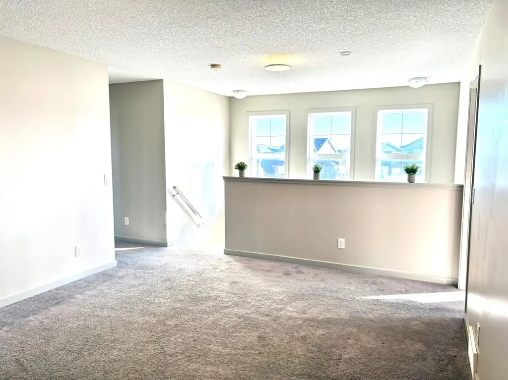 66 Evanscrest Terrace NW