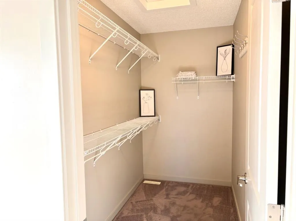 66 Evanscrest Terrace NW