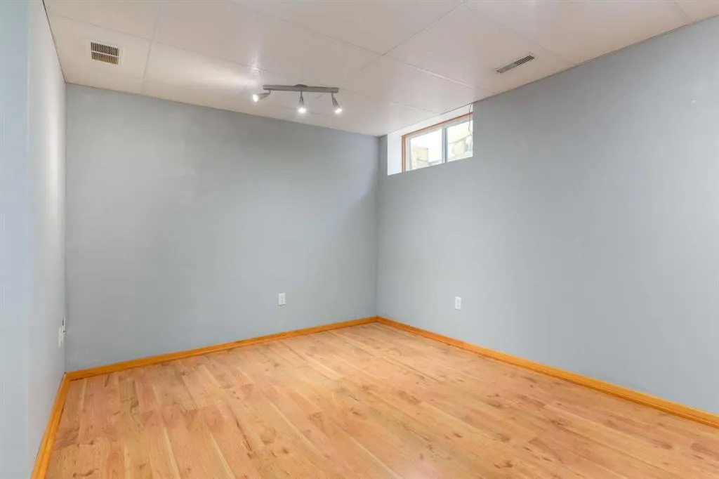 135 Bow Ridge Drive, #5