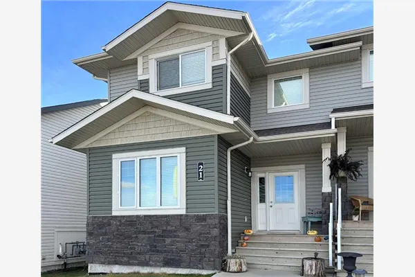 21 Crestview Boulevard