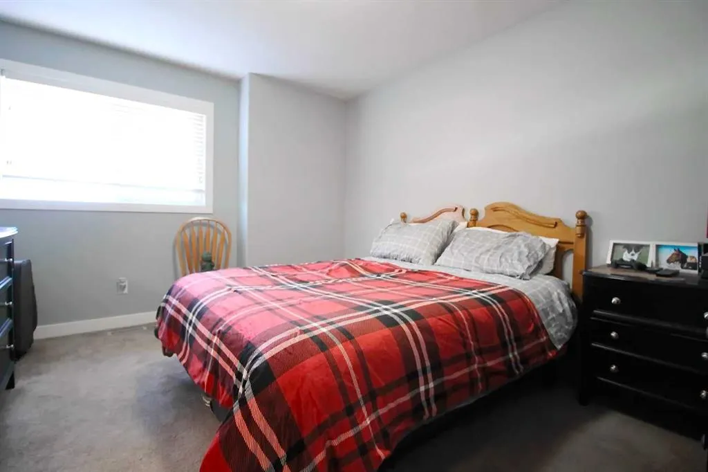 21 Crestview Boulevard