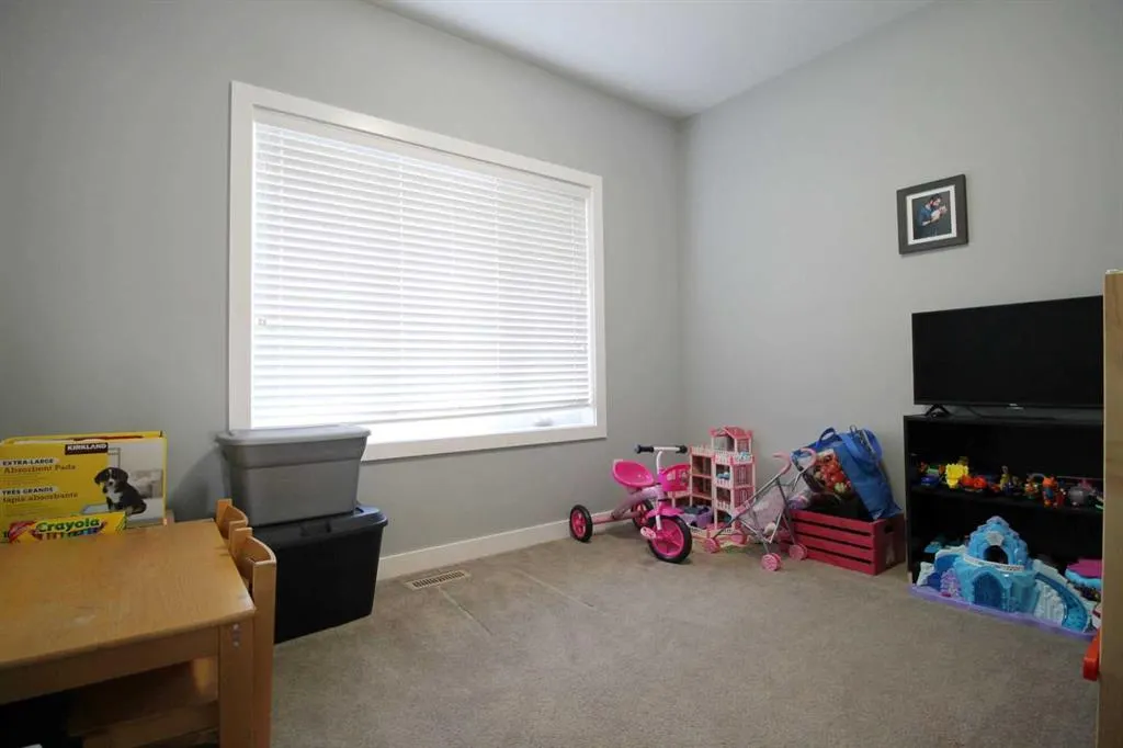 21 Crestview Boulevard